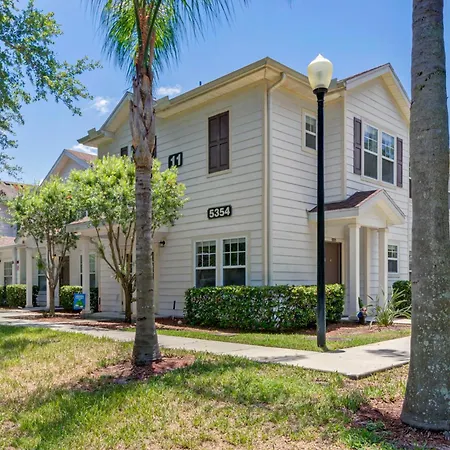 4 Bedroom- 3 Bathroom Lucaya Village 11-104 Dc